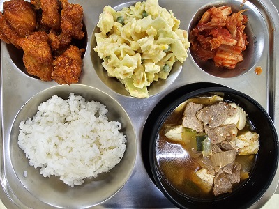 9.12:쌀밥,돈육순두부찌개,닭강정,코울슬로샐러드,배추김치