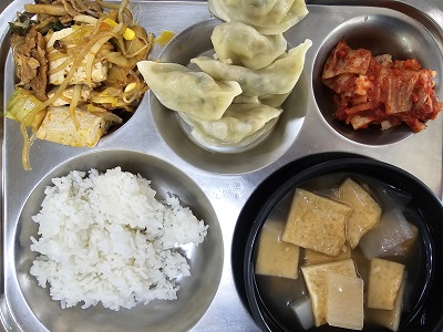 3.19:쌀밥,어묵국,마라샹궈,만두찜,배추김치