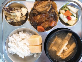 9.30:쌀밥,유부된장국,안동찜닭,가지튀김,배추찜,멜론