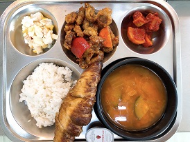11.28:보리밥,청국장찌개,돈육강정,코울슬로,깍두기,크로와상&딸기잼